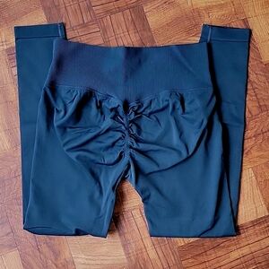 Seamless Scrunch Booty Leggings